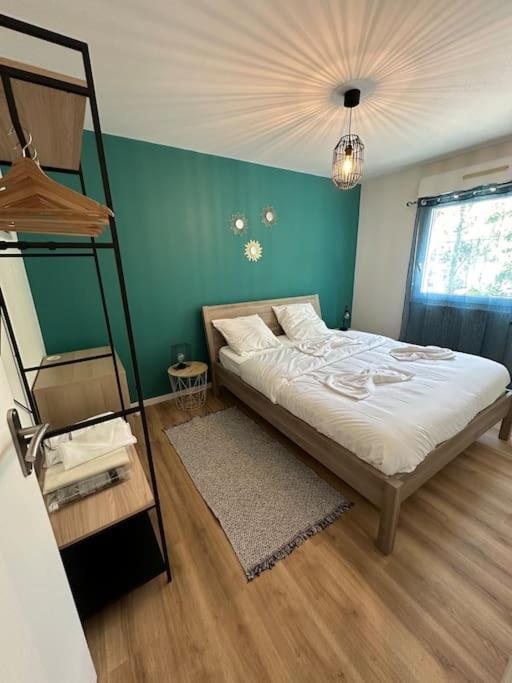 L Appartement Des Parcs Nantais Сен-Эрблен Экстерьер фото