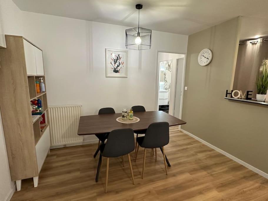 L Appartement Des Parcs Nantais Сен-Эрблен Экстерьер фото